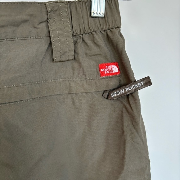 The North Face Green Cargo Shorts Size M - Picture 7 of 7
